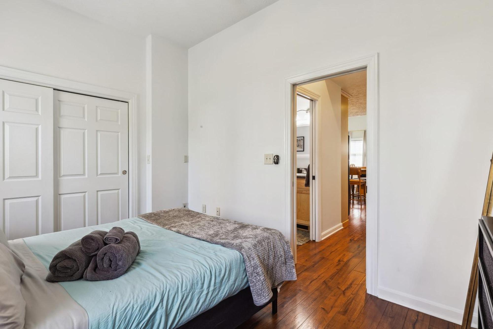 הוילה קליבלנד Newly Renovated Tremont Treasure I Cozy + Modern מראה חיצוני תמונה